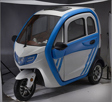 Load image into Gallery viewer, TRIAD Electric Sports Tricycle (7672376262817)
