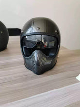Load image into Gallery viewer, RIDEREADY Real Carbon Fiber Motorcycle Helmet (7675548860577)
